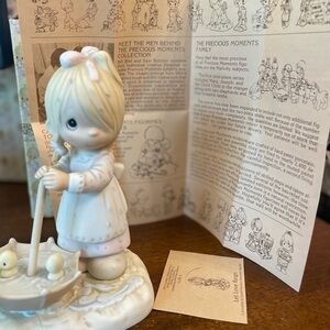 Precious Moments By Enesco 1982 Vintage "Let Love Reign" E-9273 With Box
